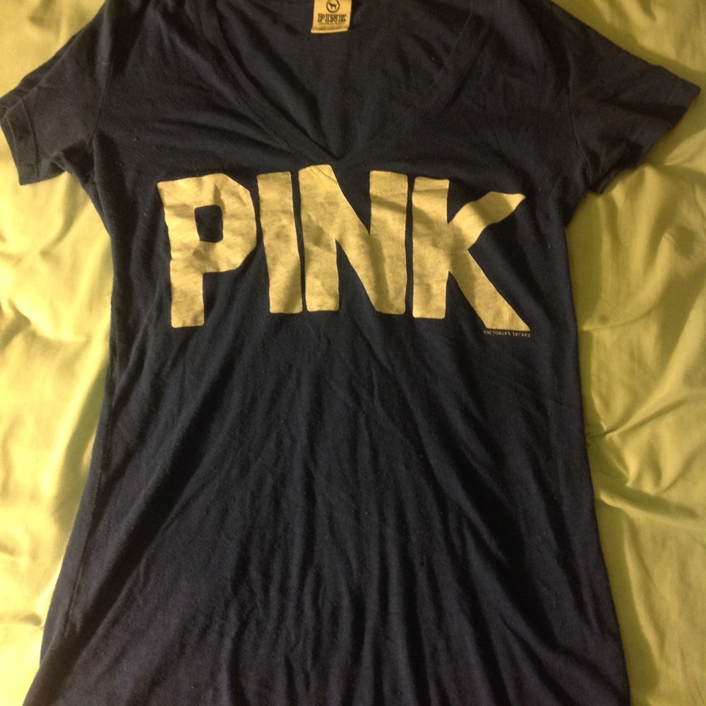 PINK VS v-neck shirt